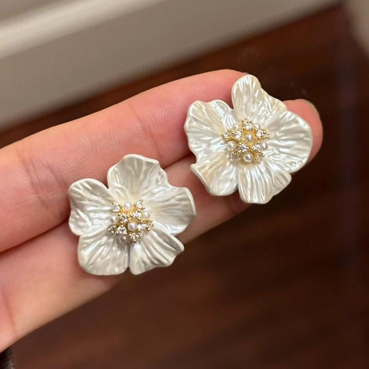 铜合金仿珍珠耳饰 K0306法式温柔白色百搭耳钉时尚气质轻奢小众