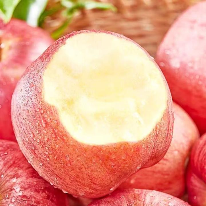 苹果精品水果 陕西乾县 红富士苹果 现摘现发 平安果整箱包邮