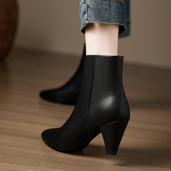 小个子手工女鞋7cm~百搭真皮粗跟黑色短靴女秋冬新款简约时装靴