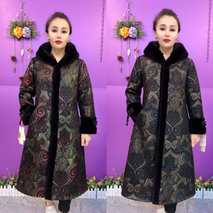 W8885长款连帽加绒大衣（毛边可卸）