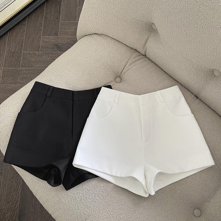 高腰白色短裤女打底外穿秋冬小个子高腰显瘦黑色西装短裤黑色短裤
