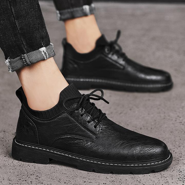 休闲皮鞋男英伦风商务正装百搭男鞋春季青年黑色新款潮流软底鞋子