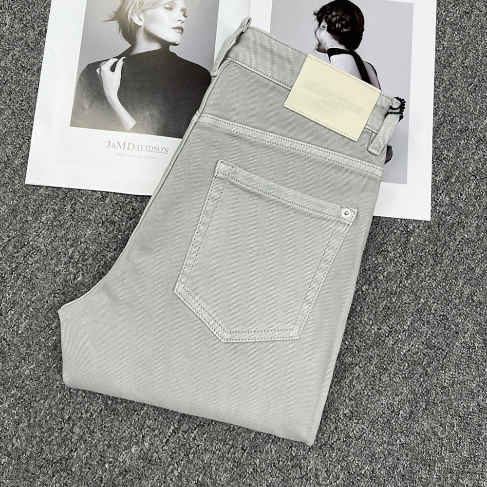 高端轻奢男士牛仔裤2025年新款白灰色水洗休闲微弹修身百搭长裤潮