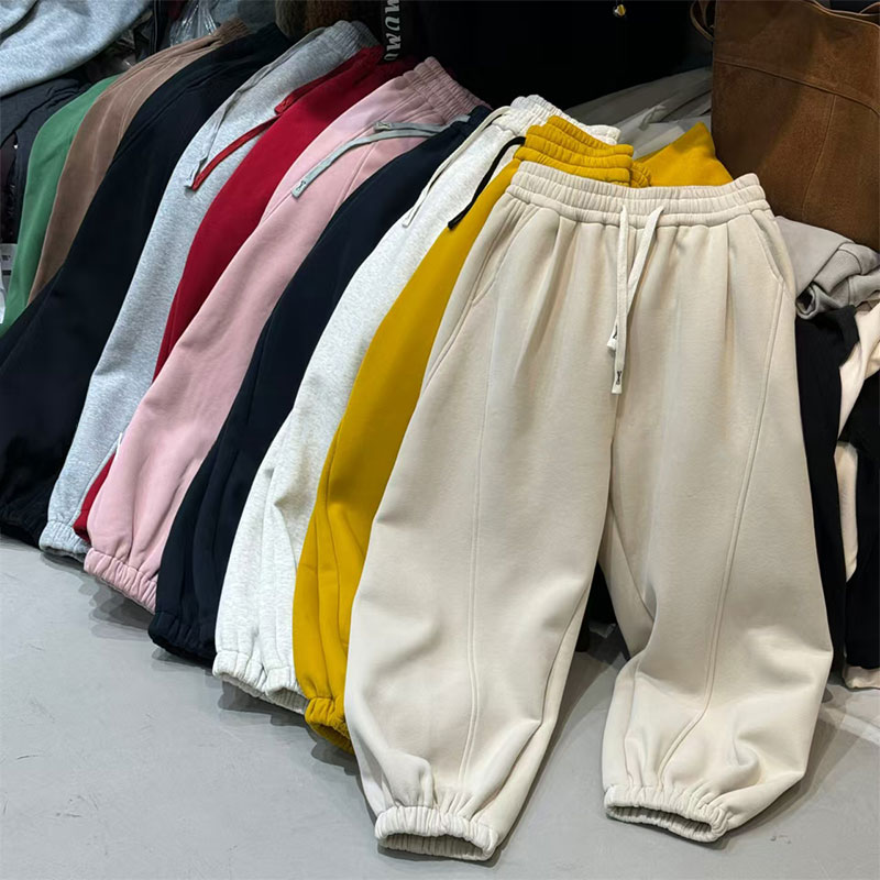 2025秋冬新款宽松红色加绒保暖卫裤女欧货高腰束脚裤运动休闲裤子