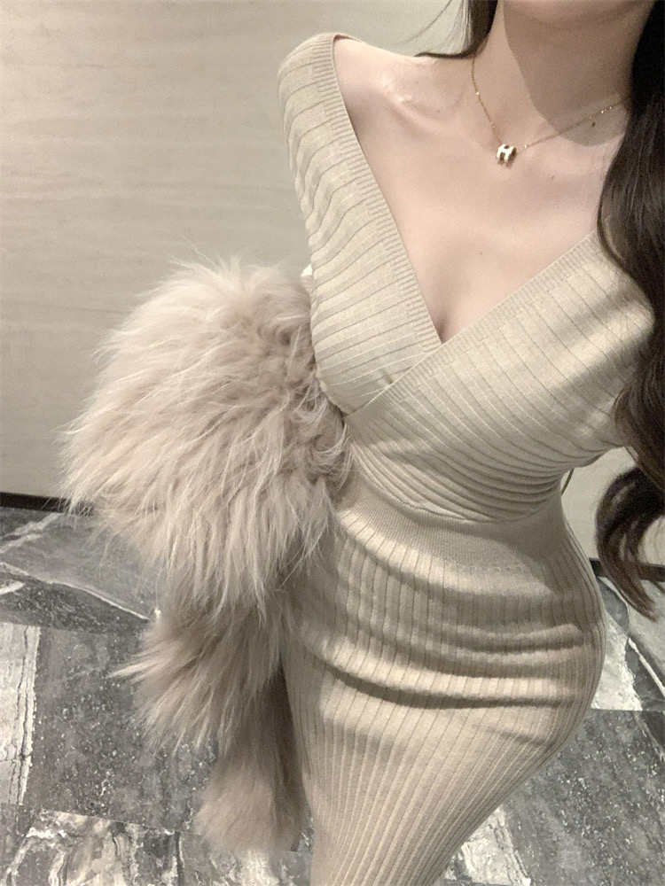 加长版本 纯欲修身收腰包臀粉色连衣裙女时尚秋冬V领打底针织长裙