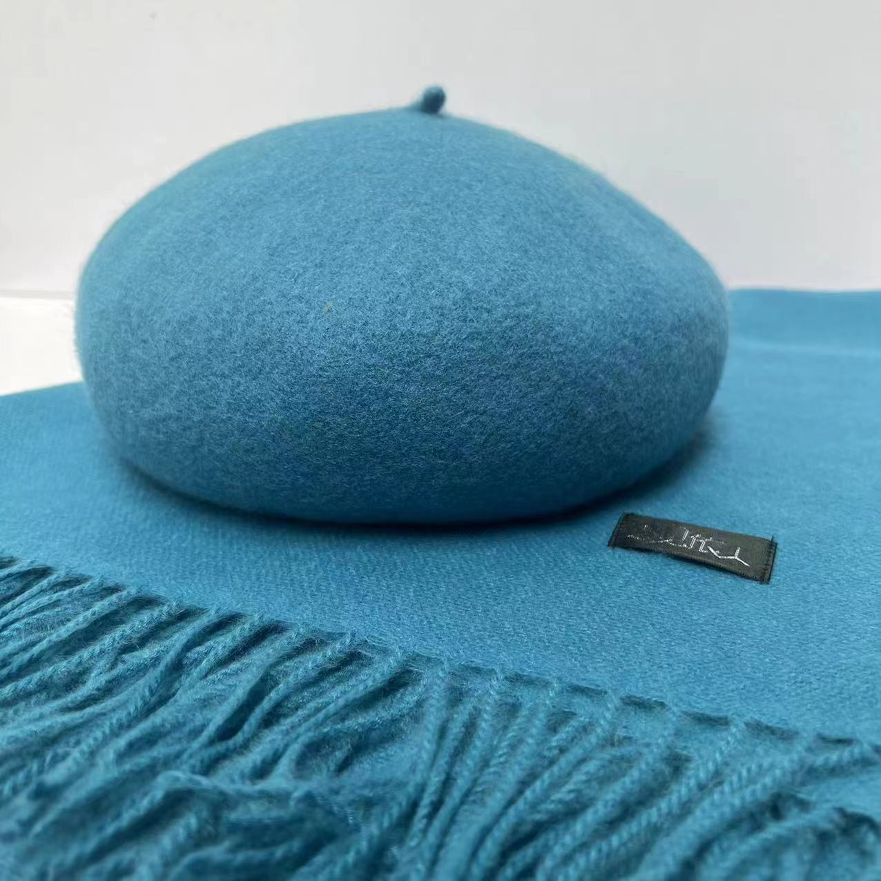 [遇见]一套13色秋冬质感帽子秋冬贝雷帽围巾套装/洋气小香风款套