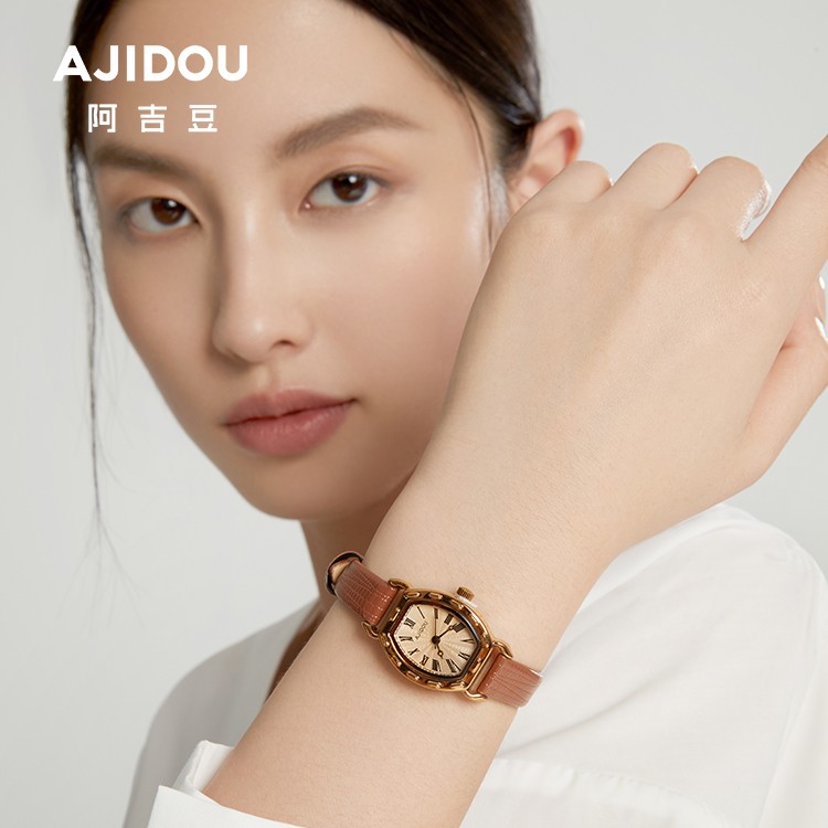 .阿吉豆时光石英表轻奢小众设计送礼ins简约经典气质百搭女款【DB】