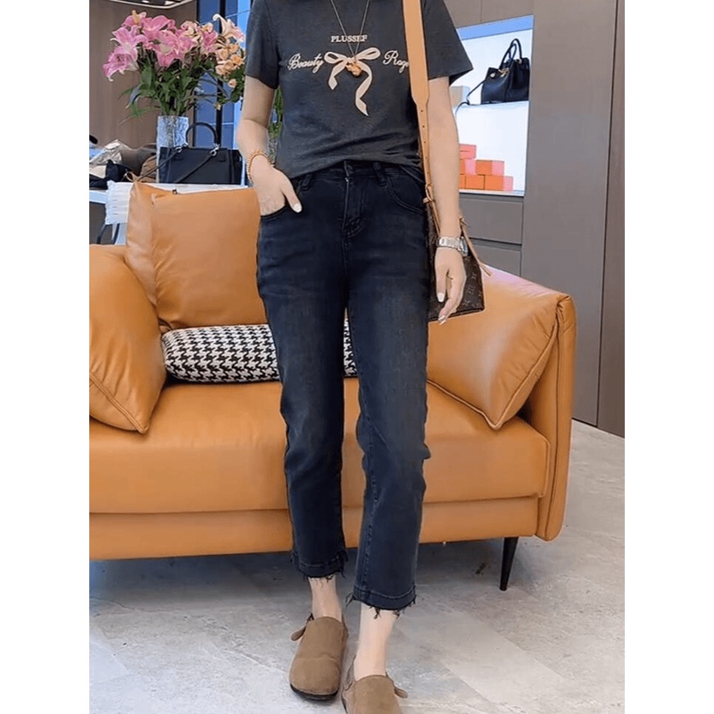 大码牛仔裤女2025年秋季新款黑灰色九分直筒牛仔裤梨形显瘦烟管裤