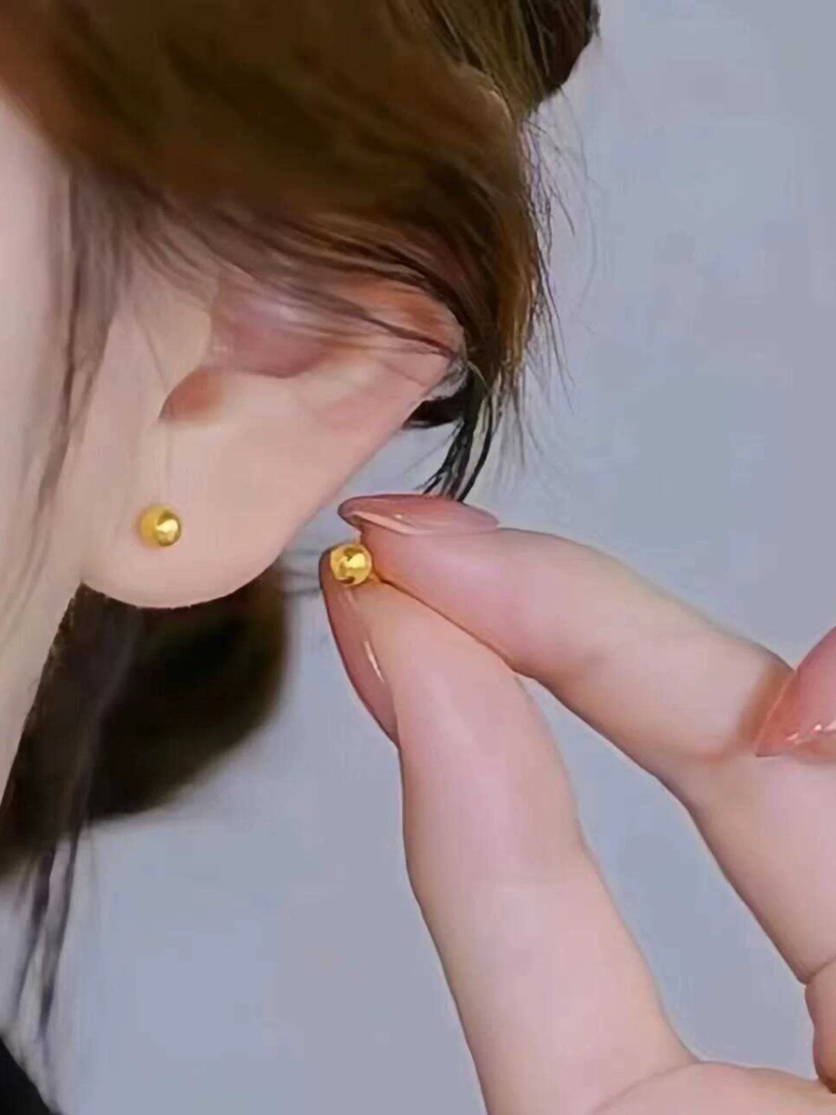 铜合金耳饰 迷你金色豆豆耳钉免摘养耳洞轻奢小众高级感圆珠耳饰