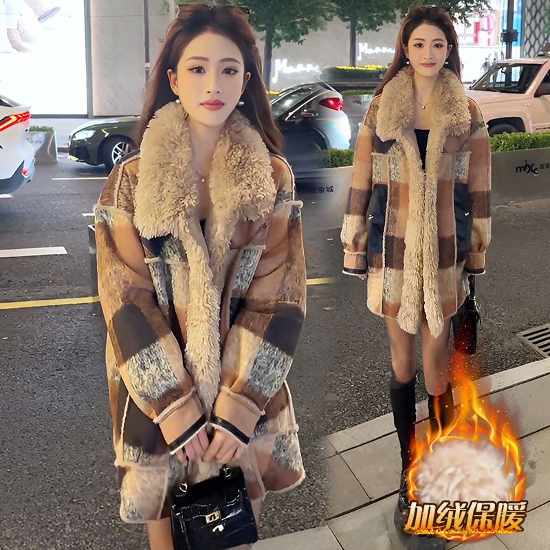 高级感复古格纹加厚大衣女秋冬季加绒保暖格纹绒感女士小香风外套