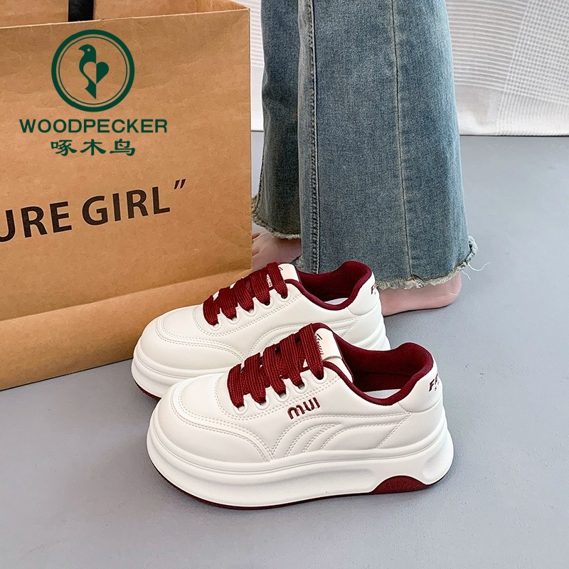 啄木鸟韩版小白鞋女2025春秋新款厚底百搭面包鞋增高爆款运动板鞋