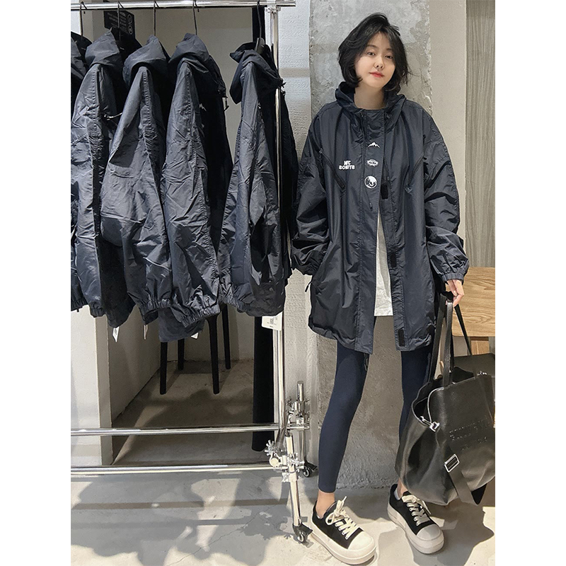 洋气百搭宽松中长款连帽外套欧洲站2025秋季新款时尚休闲纯色上衣