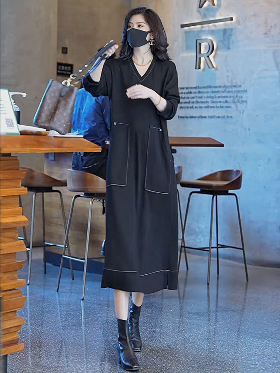 高级感减龄长袖连衣裙女2024春秋款高端精致宽松遮肚气质过膝长裙