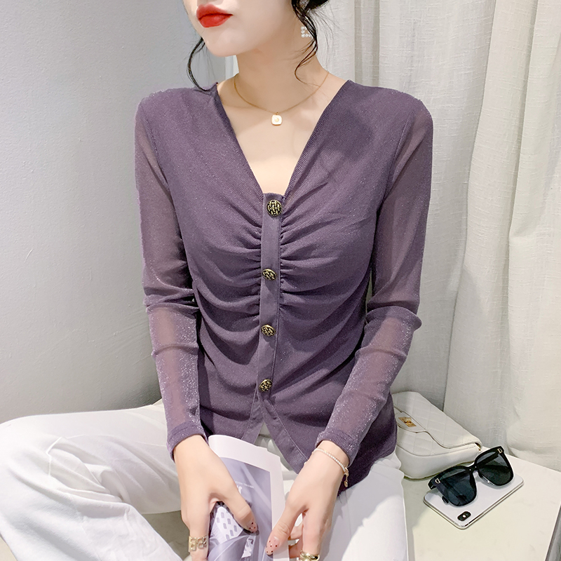 欧货秋季2025新款女装洋气v领t恤纯色纱网时尚感褶皱收腰内搭上衣