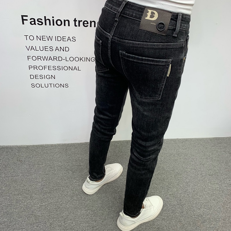 男士牛仔裤男款2025秋冬韩版潮流修身百搭弹力黑色高档黑色小脚裤