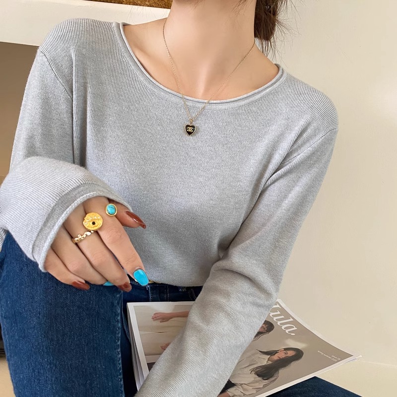 白色长袖针织衫女内搭2025年新款薄款毛衣高级感宽松圆领打底上衣