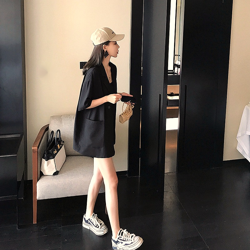 初夏女装西服外套三件套2025新款休闲夏季穿搭洋气小西装套装夏装