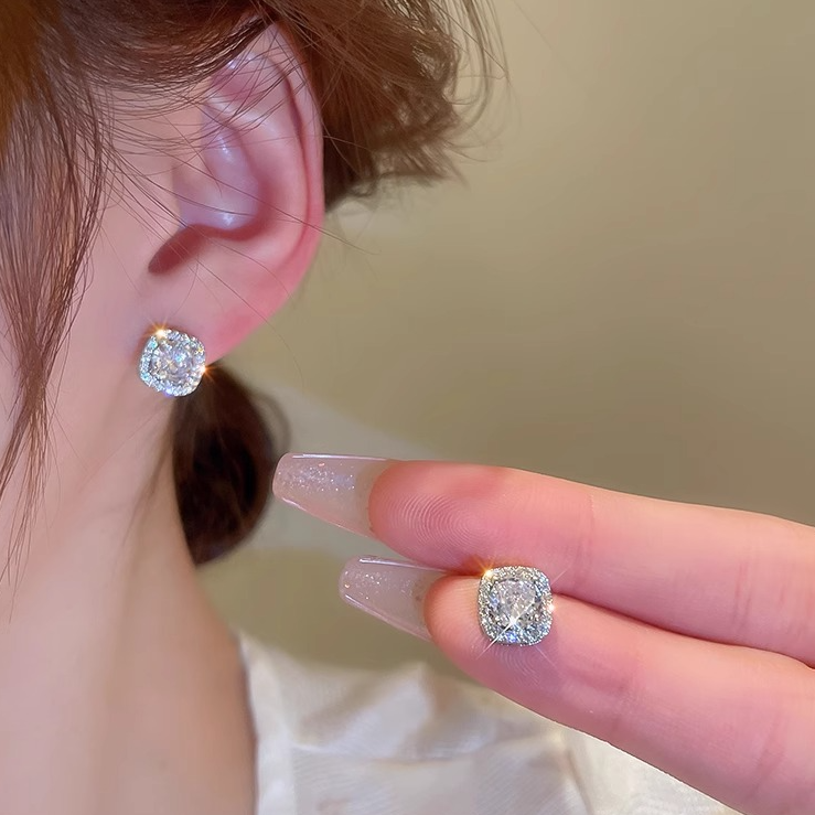 925银耳饰 高级感耳钉气质耳环小众设计小巧精致时尚耳饰轻奢满钻