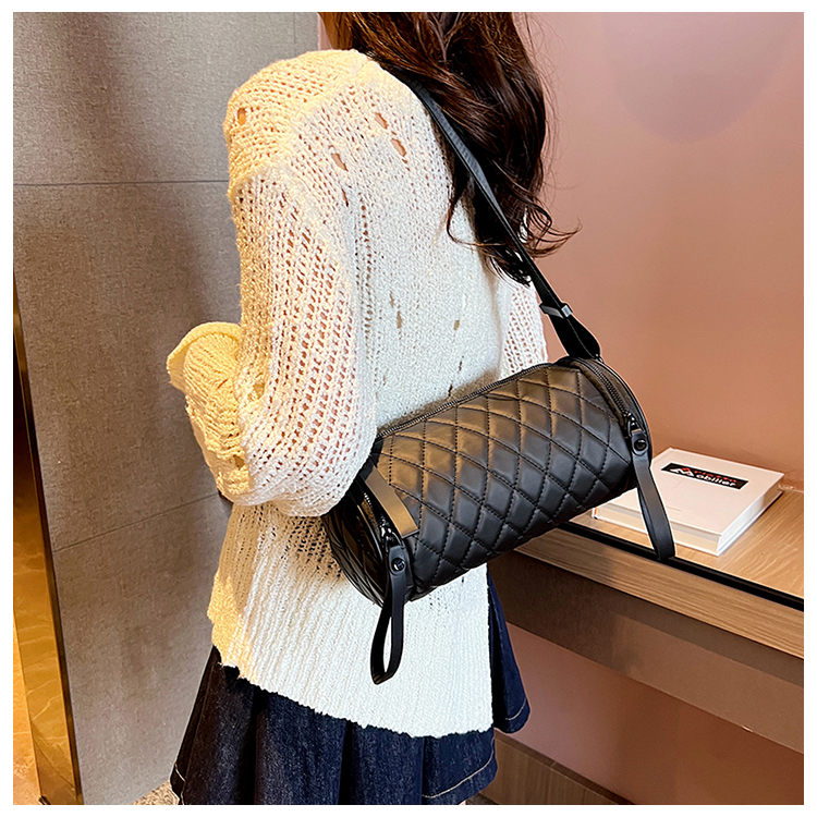 菱格绣线时尚休闲百搭小众圆筒包潮流腋下单肩斜挎手提包包小香风