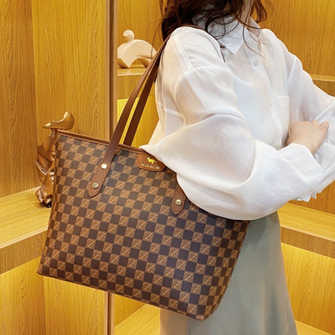 2025新款轻奢单肩包秋冬托特包30-40高档中包女士通勤大容量包包