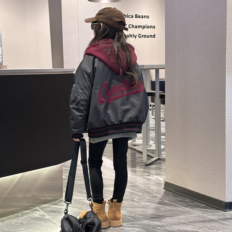 女童秋冬夹棉外套2025新款洋气大童加厚连帽棒球服冬装假两件棉服