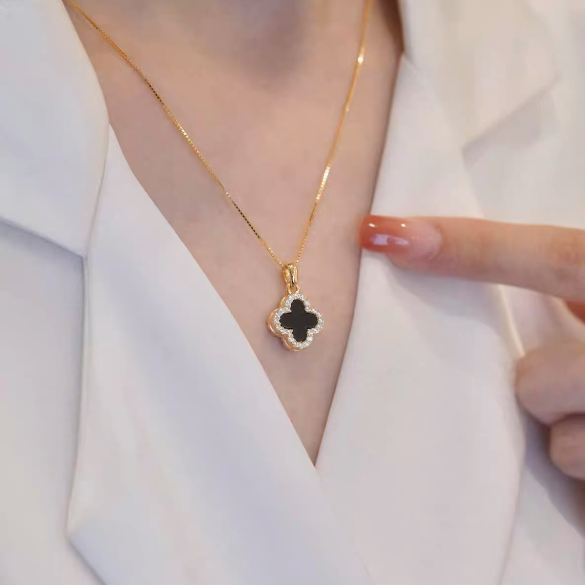 钛钢项链 气质百搭小众双面四叶花项链女时尚百搭轻奢精致两戴