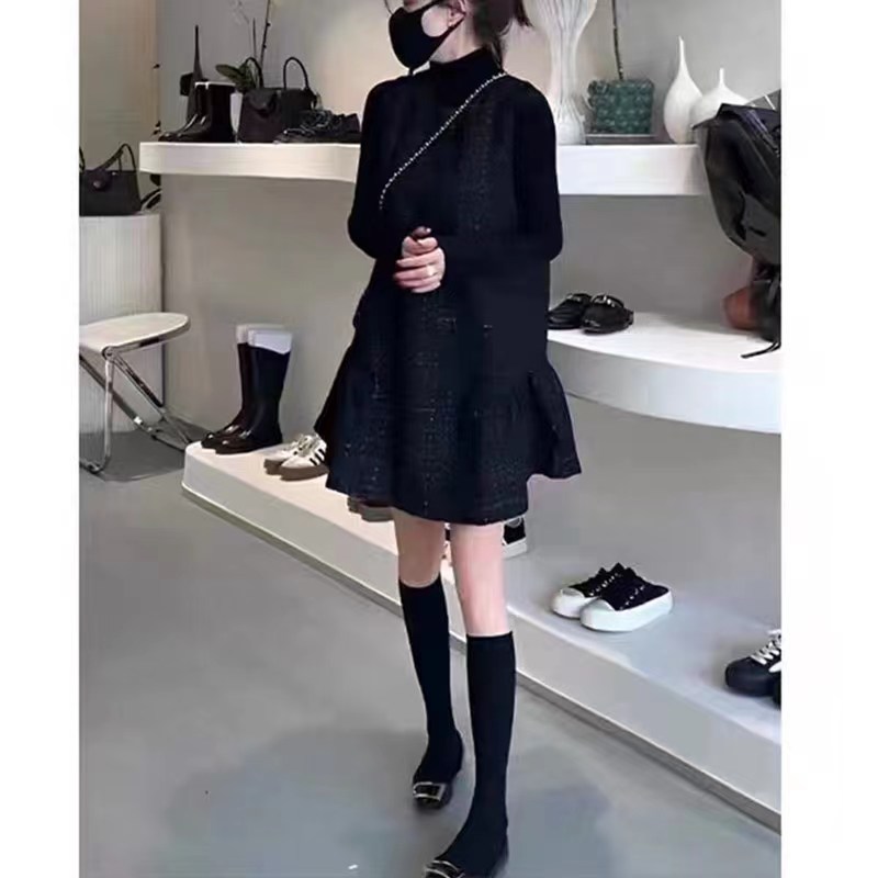 2025春秋季新款韩版黑色打底衫小香风背心裙减龄女M23689时尚气质