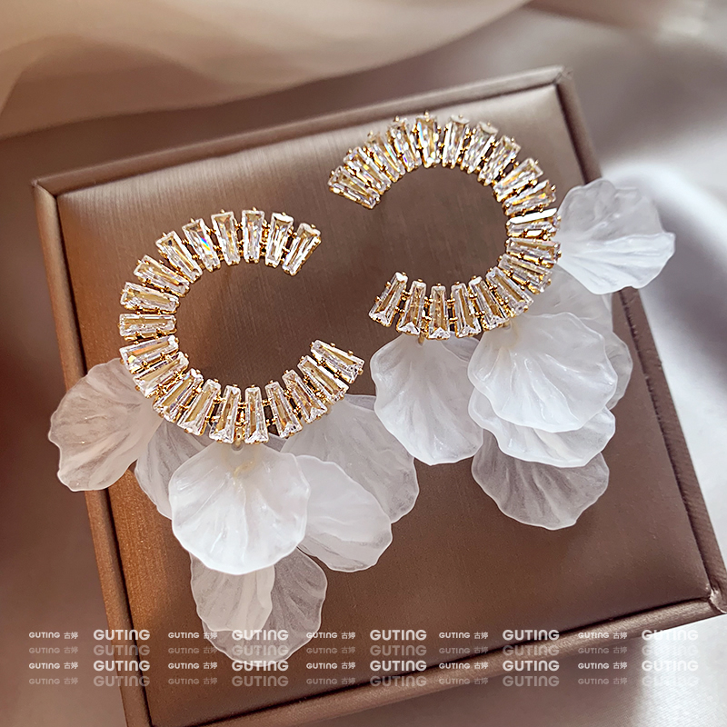 铜合金耳饰 (春日精灵)闪锆流苏耳环女简约耳饰时尚百搭耳钉17517