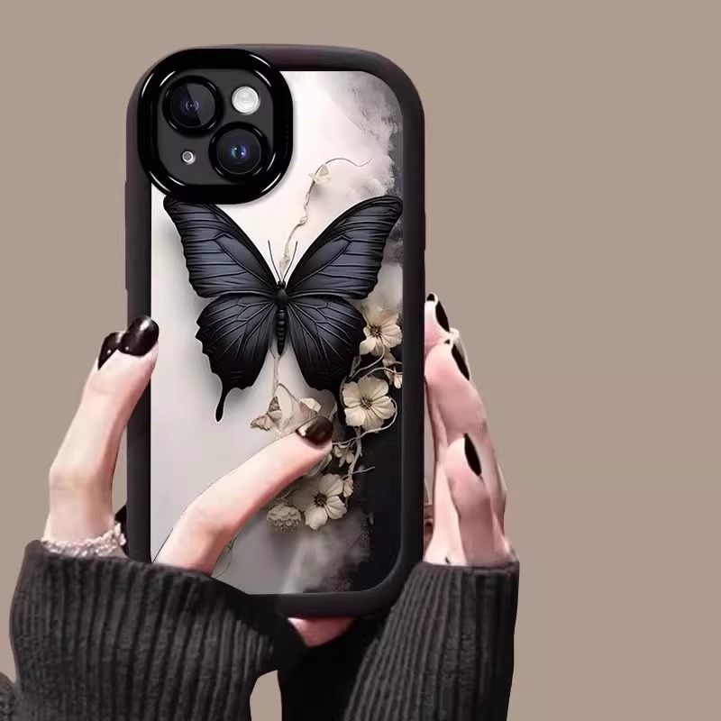 适用苹果16pro手机壳黑色蝴蝶iPhone 17保护壳硅胶15promax清新