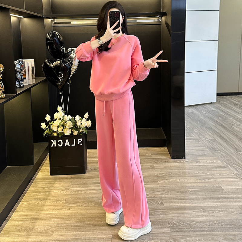 多巴胺设计感休闲运动套装冬季女装洋气减龄加绒卫衣阔腿裤两件套