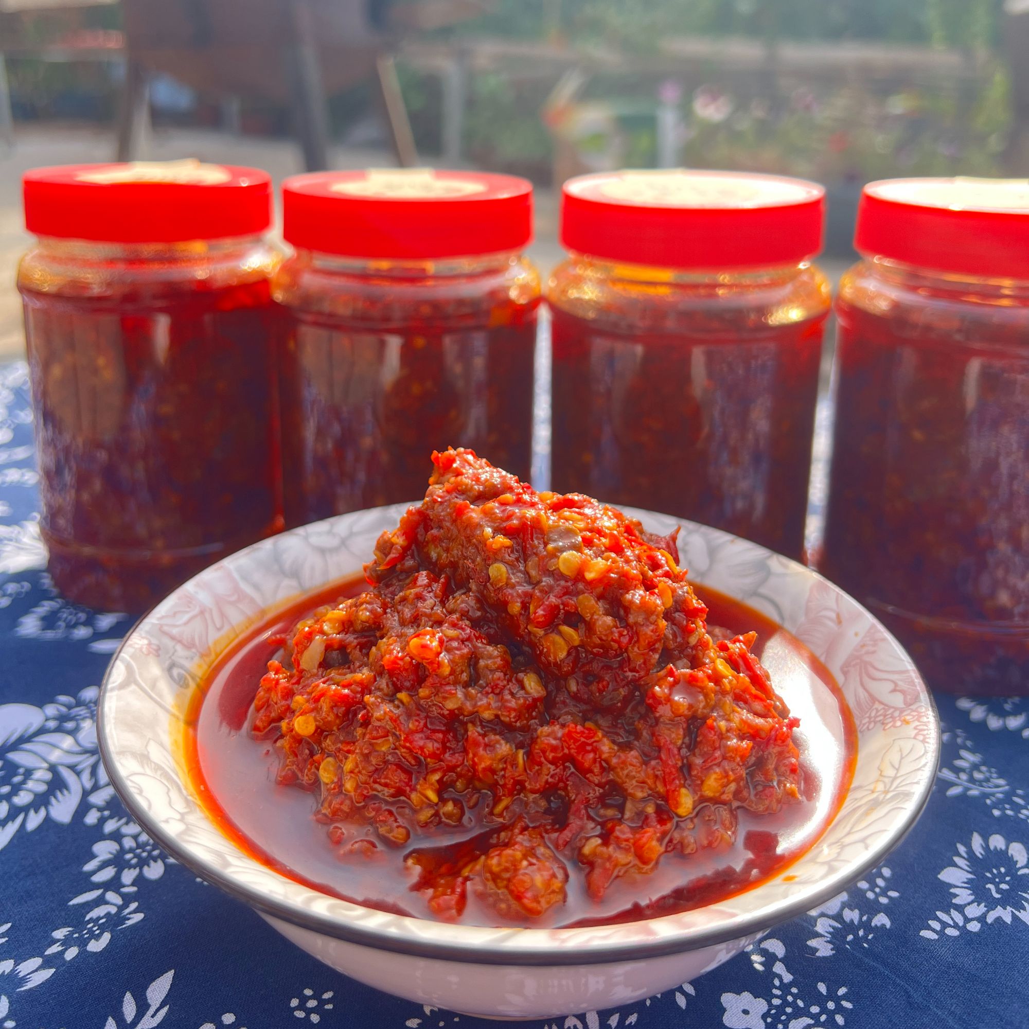 东北牛肉辣椒酱 小园辣椒牛肉酱 500克 包邮！！！！