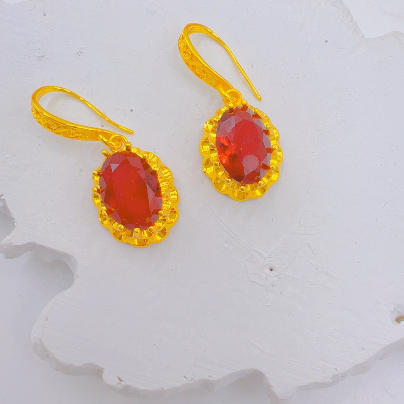 铜合金仿水晶耳饰 铜合金新款轻奢时尚耳环饰品不易掉色不易过敏