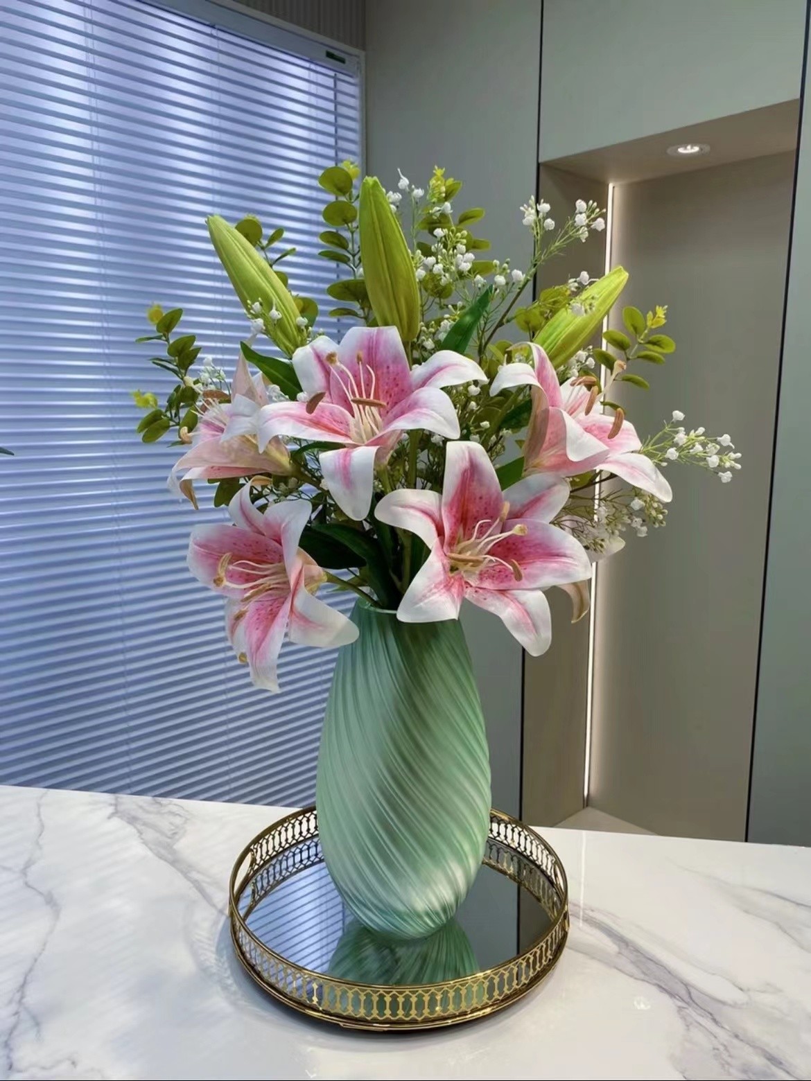 百合仿真花3头高端高级感湿感绢花客厅摆放单只简约餐桌花束时尚