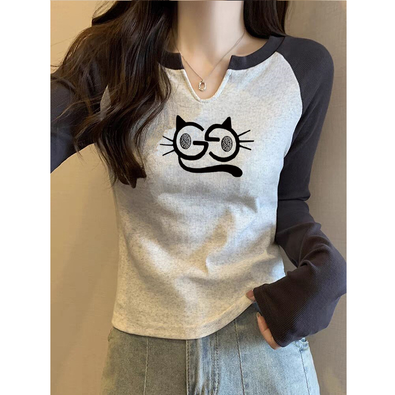 纯欲风辣妹修身显瘦印花长袖T恤女士秋冬撞色插肩袖V领打底衫内搭