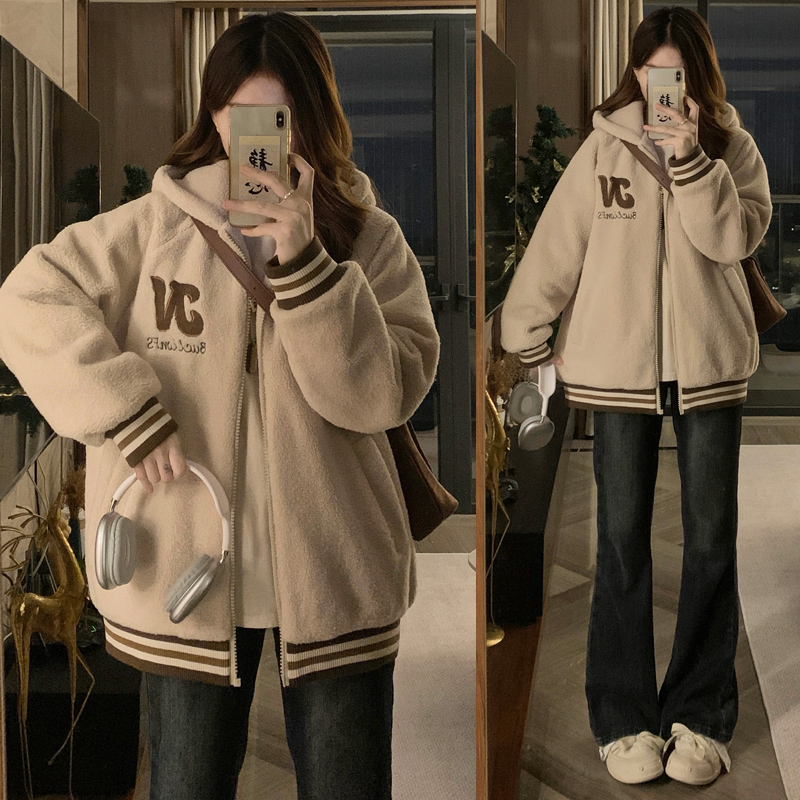 女大童羊羔毛外套冬季女孩初中学生夹棉加厚洋气时尚连帽毛绒棉服