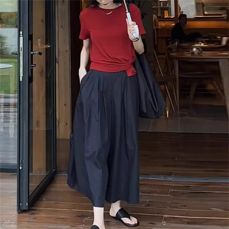 休闲宽松显瘦复古套装女2025夏时尚设计感短袖t恤慵懒风裙裤通勤