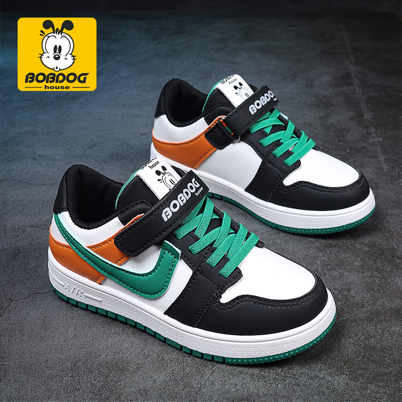 巴布豆童鞋男童运动鞋秋冬保暖新款皮面防水儿童休闲鞋子男童板鞋