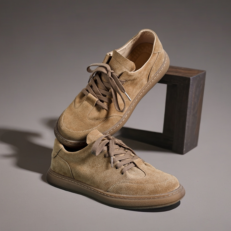 2025夏季新款休闲皮鞋复古翻毛皮运动软底德训鞋百搭透气板鞋男款