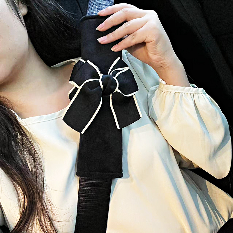 简约蝴蝶结汽车安全带护肩套女车载安全带保护套防勒车内装饰通用