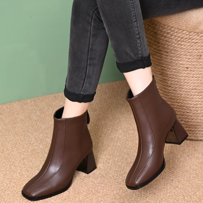 2025秋冬新款方头中跟真皮短靴女粗跟马丁靴软皮气质裸靴春秋单靴