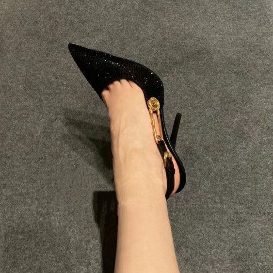 2023新款尖头细跟后空气质水钻高跟鞋女黑色金属一字带扣单鞋秋季