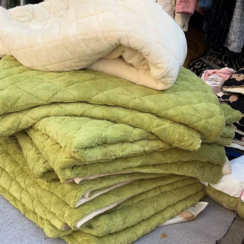 【三层加厚被子】睡衣面料三层加厚 家居服面料1.8*2米棉被