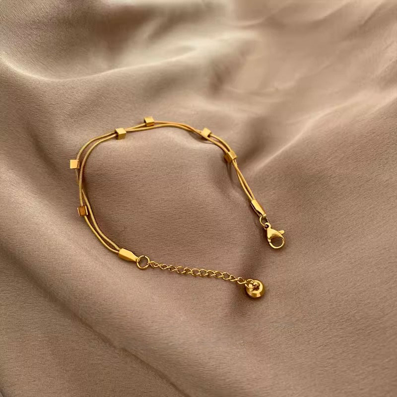 钛钢手链 钛钢小众极简高级感金色立体小方块双层蛇骨链手链手饰