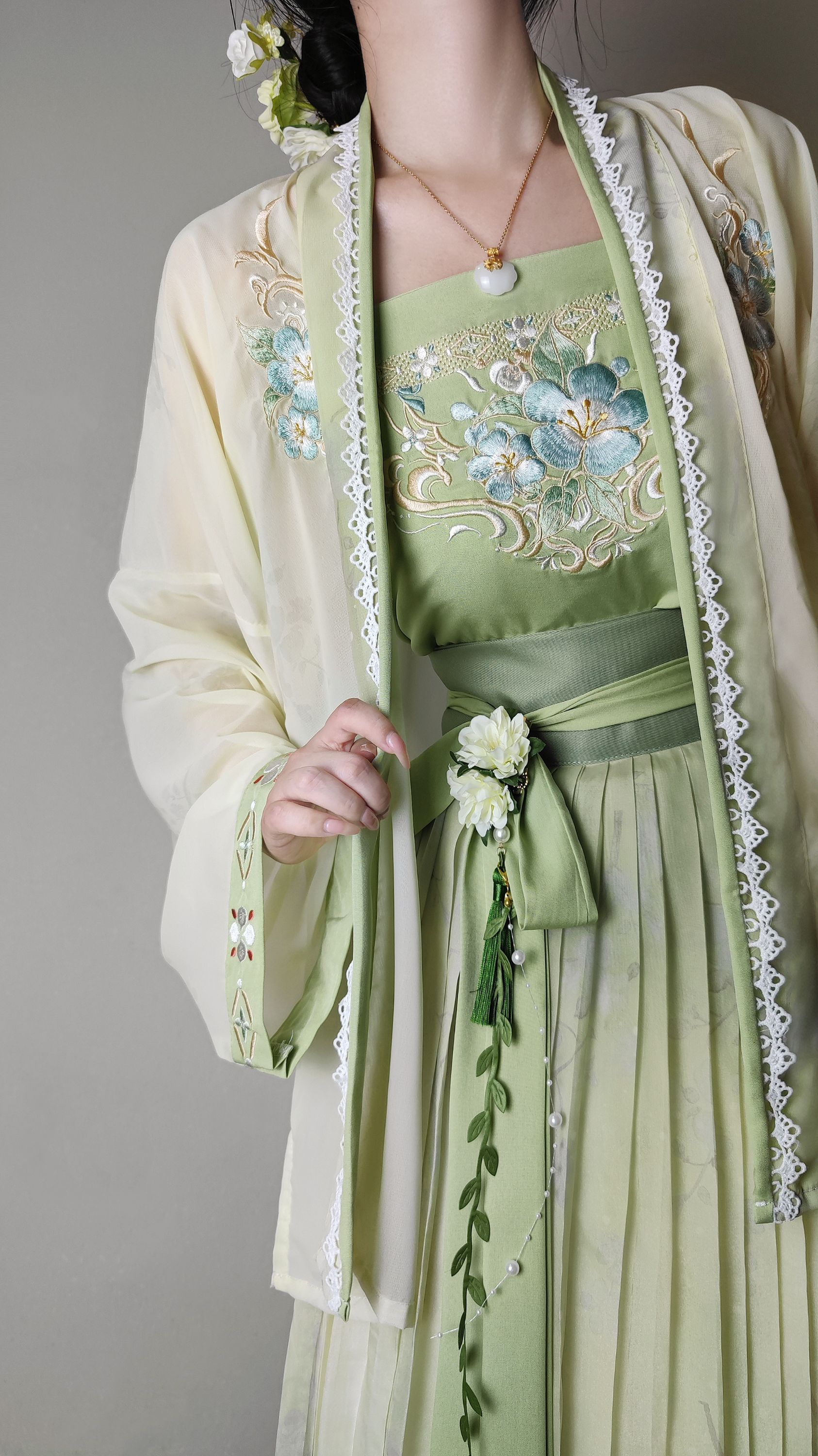 唐柒安原创汉服【凌潇】宋制刺绣吊带超仙百褶裙日常国风四季套装女