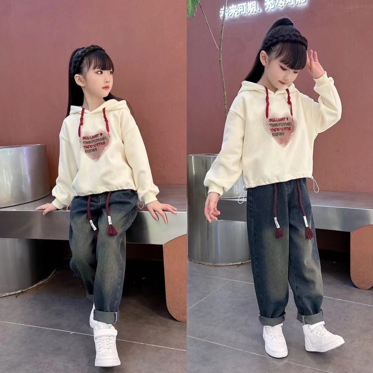 女童休闲套装2024春秋中大童字母拼色休闲短款卫衣韩版老爹裤套装