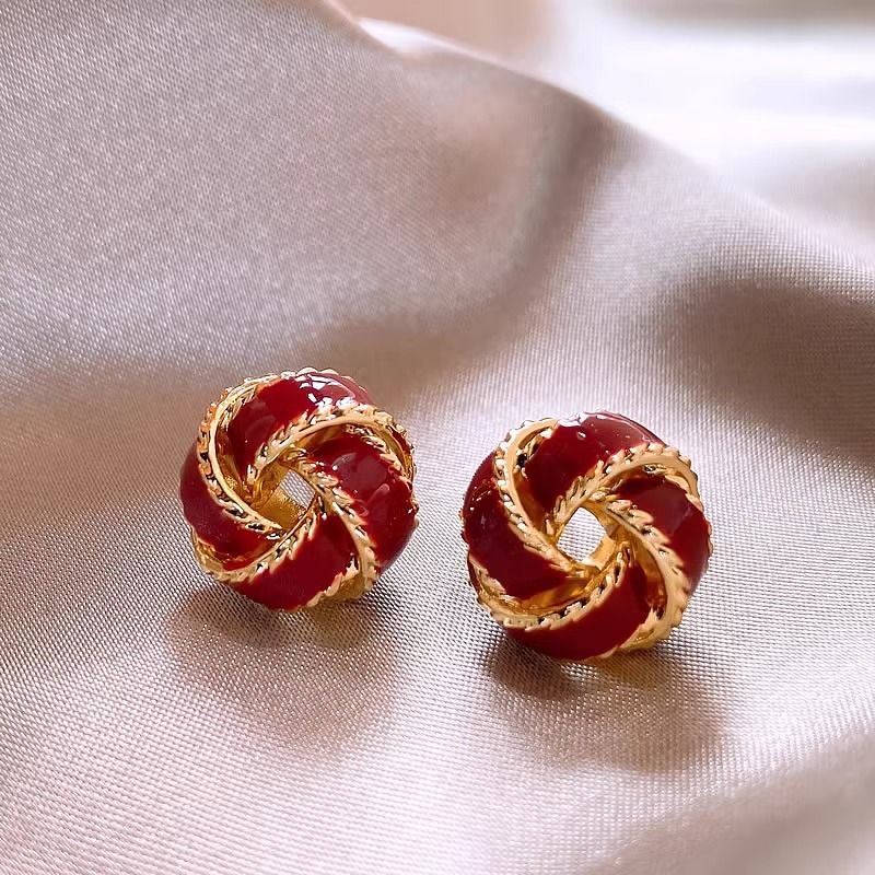 铜合金耳饰 复古红色耳钉女2024新款气质轻奢小众精致时尚耳环潮