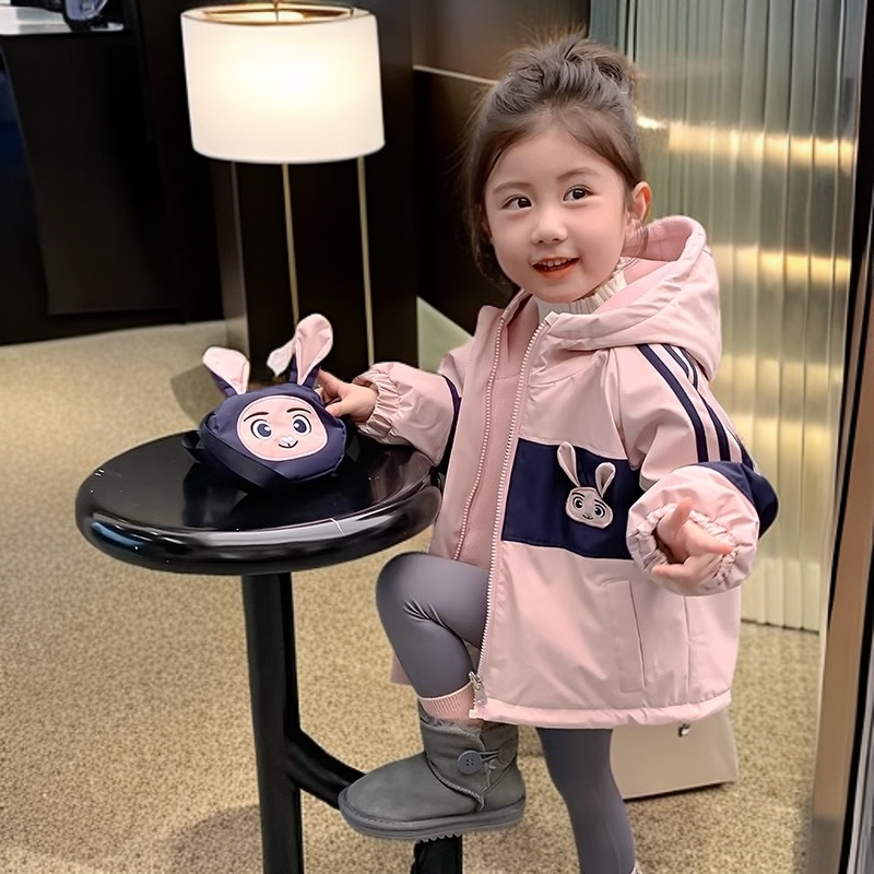 女童棉衣加绒加棉两面穿外套2024新款冬季儿童冲锋衣洋气卡通棉服