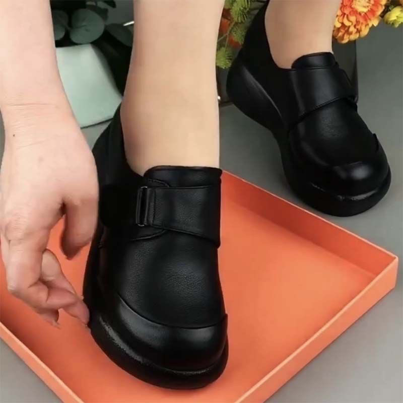 新品春秋季上软皮厚底松糕鞋中老年软底妈妈鞋复古轻便圆头女鞋