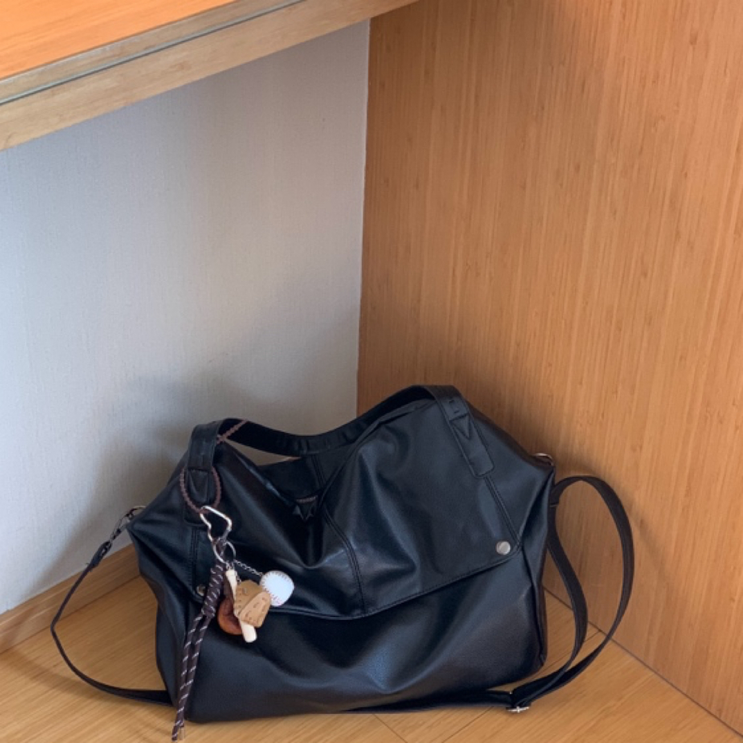 「银角大王」2025新款超百搭大容量机车托特包小众黑色