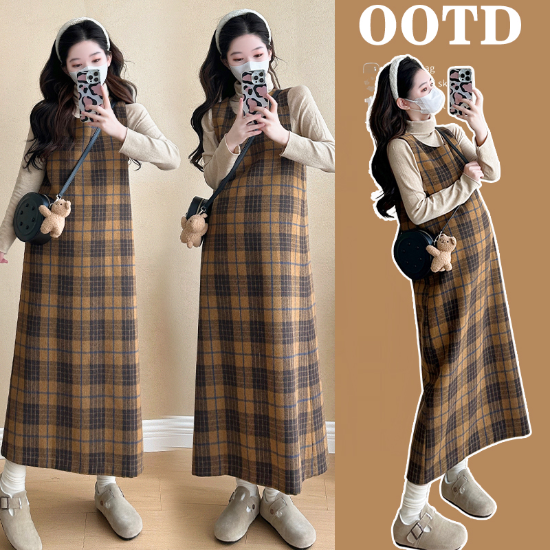 孕妇连衣裙2024新款时尚毛呢加厚格纹小香风孕妇连衣裙打底衫秋冬